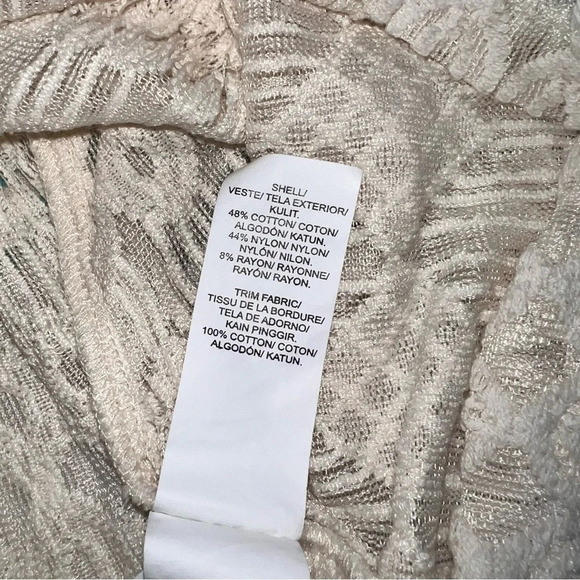 Lucky Brand,M, ivory geometric embroidered sheer lace square neck 3/4 sleeve top - Picture 7 of 9